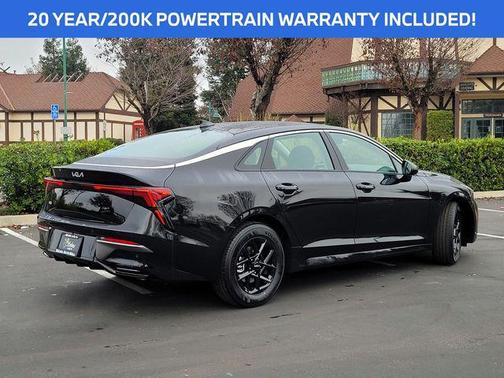 Aurora Black Pearl 2026 Kia K5 LXS FWD