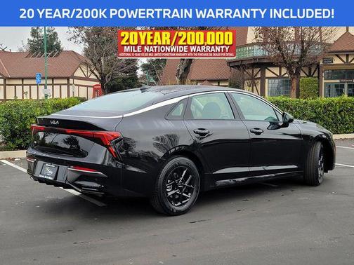 Aurora Black Pearl 2026 Kia K5 LXS FWD