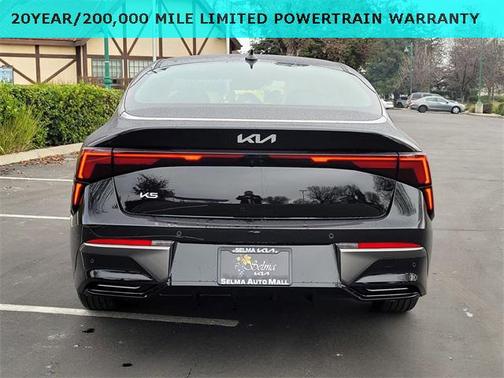 2026 Kia K5 LXS FWD