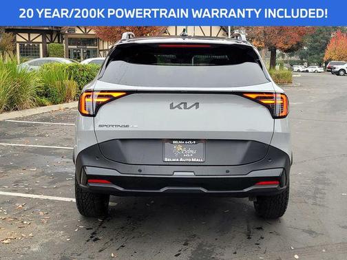Wolf Gray/Black Roof 2026 Kia Sportage S