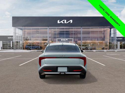 2026 Kia K4 LXS