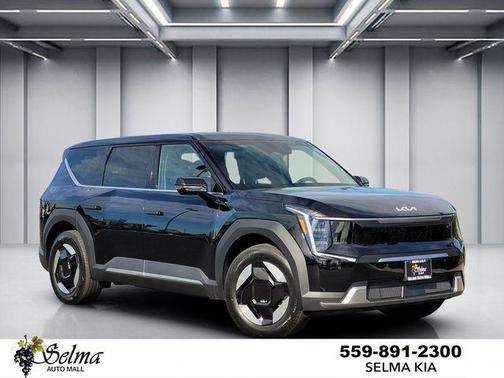 2026 Kia EV9 Light Long Range