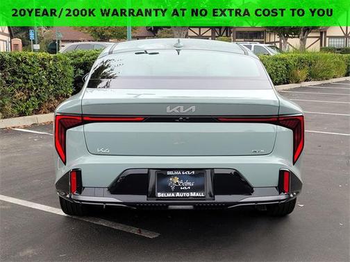 2025 Kia K4 GT-Line