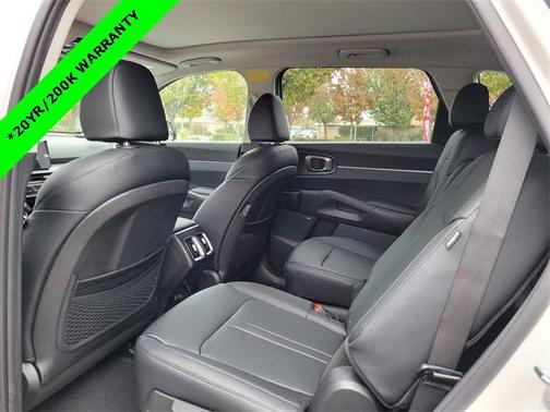 2026 Kia Sorento Hybrid EX