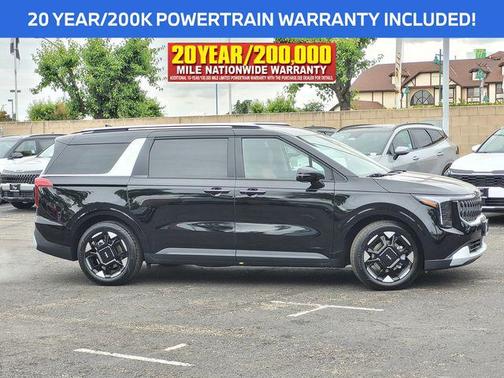 Aurora Black Pearl 2026 Kia Carnival EX