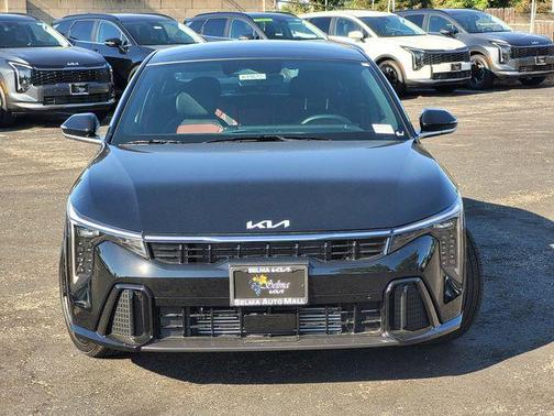 Aurora Black Pearl 2026 Kia K4 GT-Line Turbo