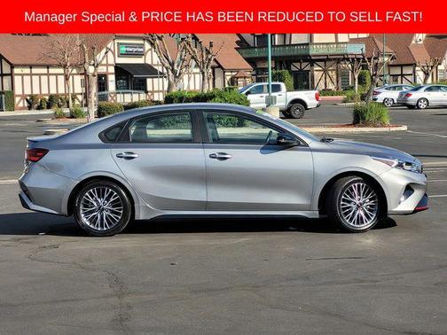 2023 Kia Forte GT-Line