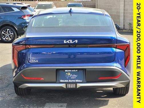 2025 Kia K4 EX