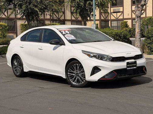 Snow White Pearl 2024 Kia Forte GT-Line