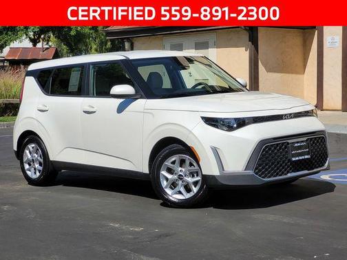 Snow White Pearl 2025 Kia Soul LX