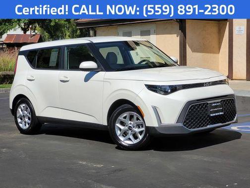 Snow White Pearl 2025 Kia Soul LX