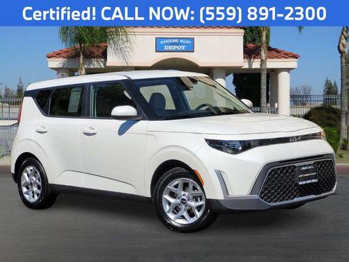 Snow White Pearl 2025 Kia Soul LX