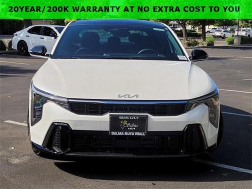 2025 Kia K4 GT-Line