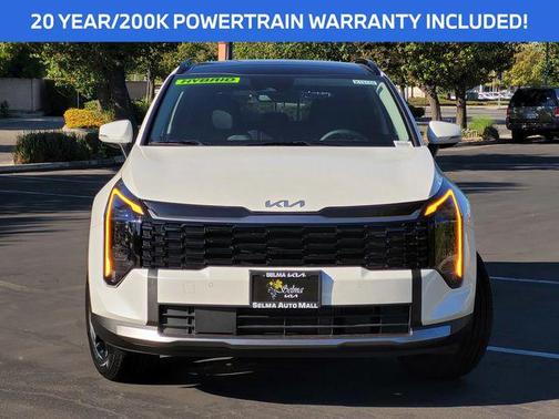 Snow White Pearl 2026 Kia Sportage Hybrid EX