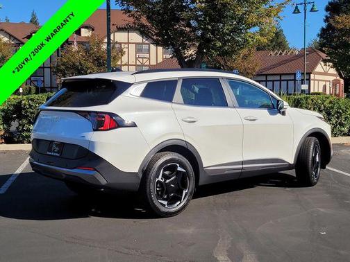 2026 Kia Sportage Hybrid EX