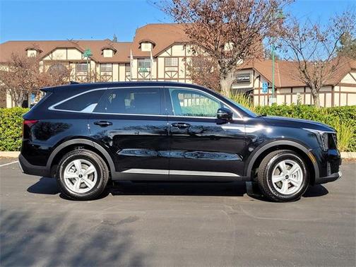 2026 Kia Sorento LX