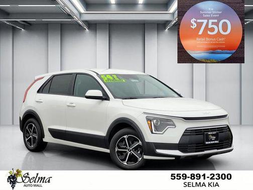 Snow White Pearl 2026 Kia Niro LX