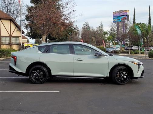 2026 Kia K4 GT-Line Turbo