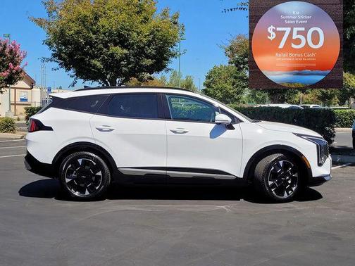 Glacial White Pearl 2026 Kia Sportage SX-Prestige