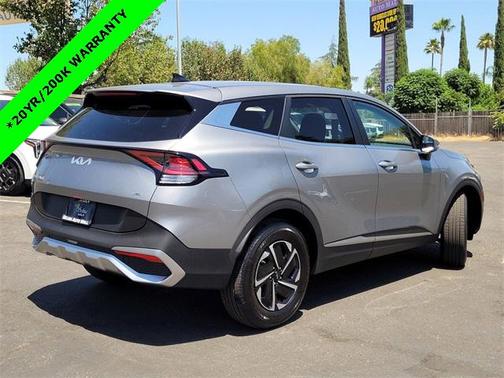 2025 Kia Sportage Hybrid LX