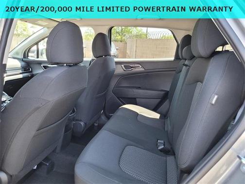 2025 Kia Sportage Hybrid LX