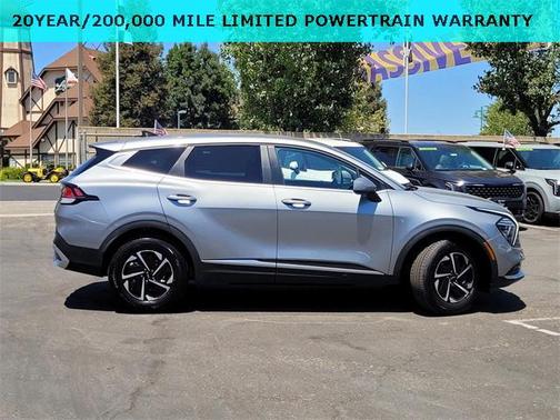 2025 Kia Sportage Hybrid LX