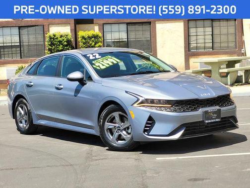 Everlasting Silver 2022 Kia K5 LXS