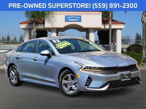 Everlasting Silver 2022 Kia K5 LXS