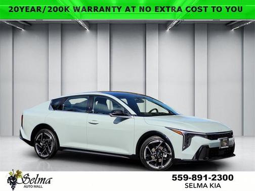 2025 Kia K4 GT-Line