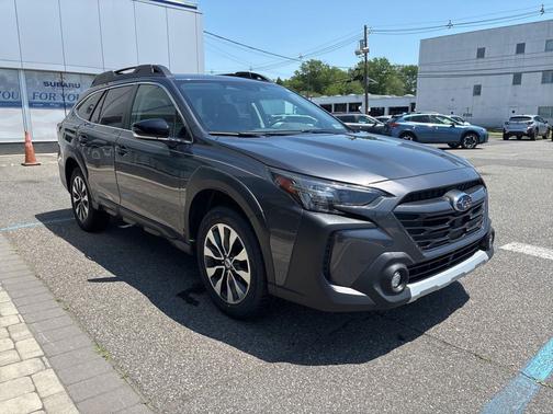 Magnetite Gray Metallic 2023 Subaru Outback Limited