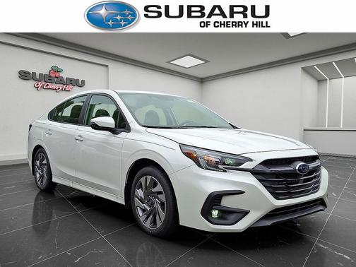 Crystal White Pearl 2025 Subaru Legacy Limited