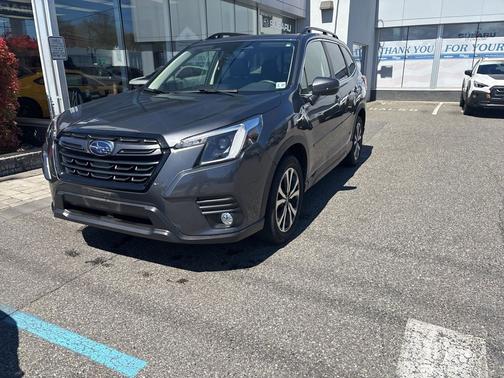 Gray Metallic 2022 Subaru Forester Limited