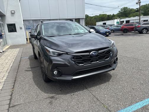 Magnetite Gray Metallic Crystal Black Silica 2025 Subaru Crosstrek Limited