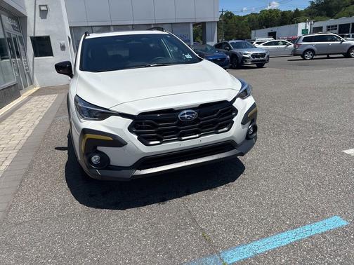 Crystal White Pearl 2025 Subaru Crosstrek Sport