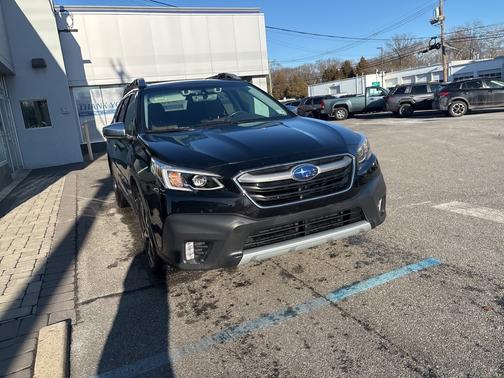 2021 Subaru Outback Touring