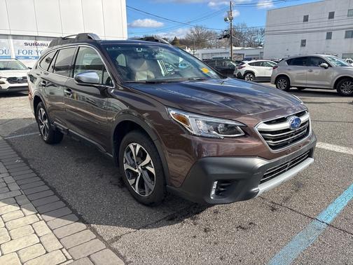 2021 Subaru Outback Touring XT
