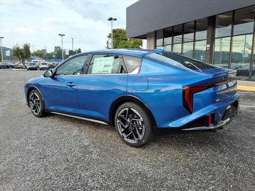 2025 Kia K4 GT-Line