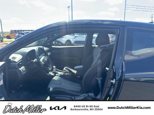 2020 Hyundai Veloster Base