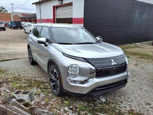 2022 Mitsubishi Outlander ES 2.5 S-AWC