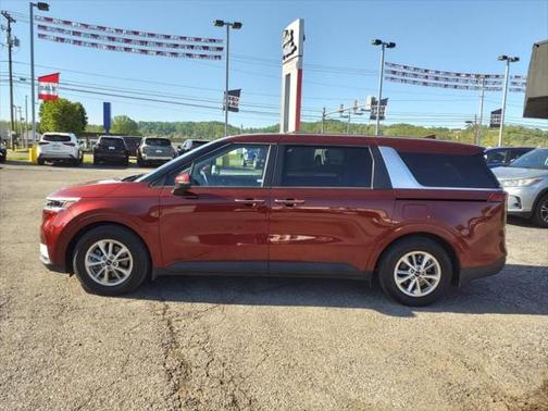 2023 Kia Carnival LX