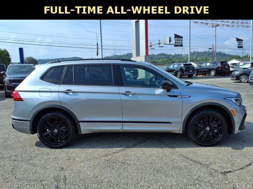 2022 Volkswagen Tiguan 2.0T SE R-Line Black 4MOTION