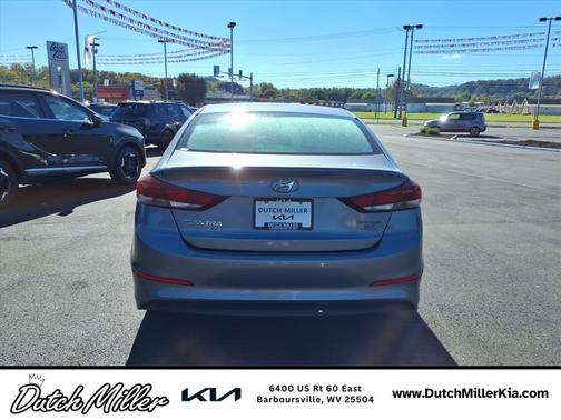 2018 Hyundai ELANTRA SE