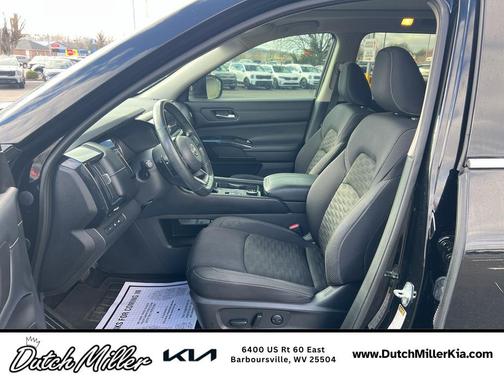 2022 Nissan Pathfinder SV 4WD