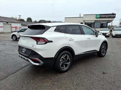 2024 Kia Sportage LX
