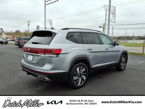 2024 Volkswagen Atlas 2.0T SE w/Technology 4MOTION