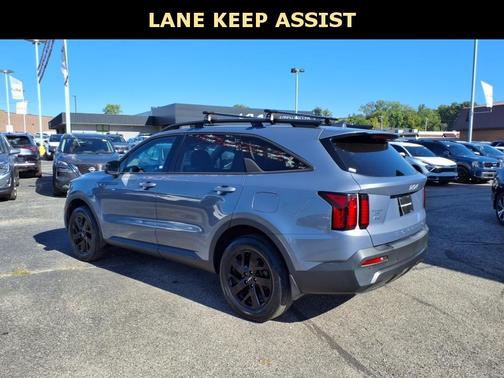 2022 Kia Sorento S