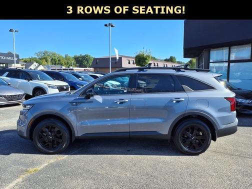2022 Kia Sorento S