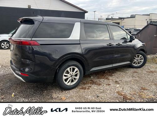 2022 Kia Carnival LXS