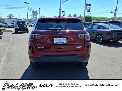 Velvet Red Pearlcoat 2022 Jeep Compass Latitude Lux