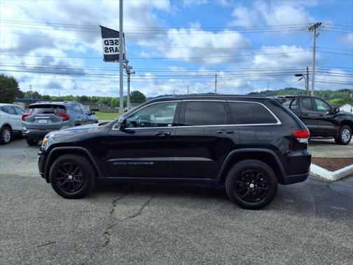 2022 Jeep Grand Cherokee Laredo